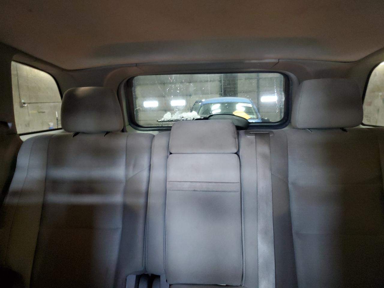 2012 Jeep Grand Cherokee - Image 10