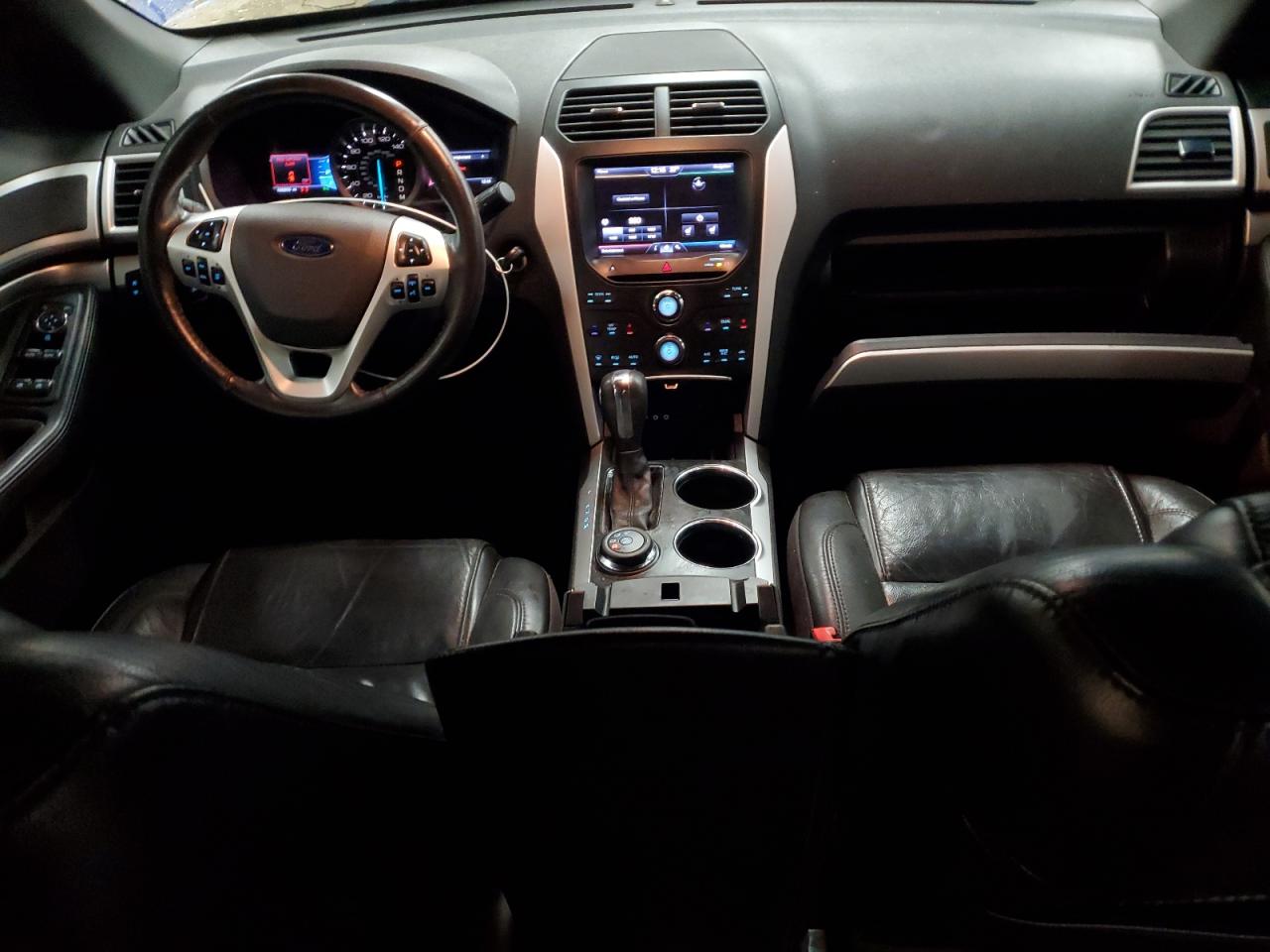2013 Ford Explorer - Image 8