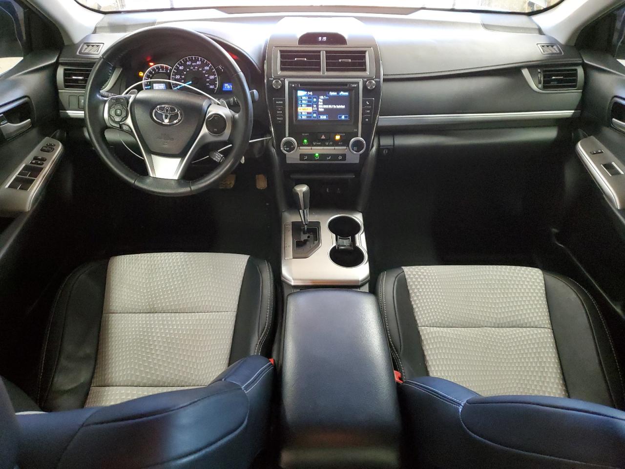 2013 Toyota Camry - Image 8