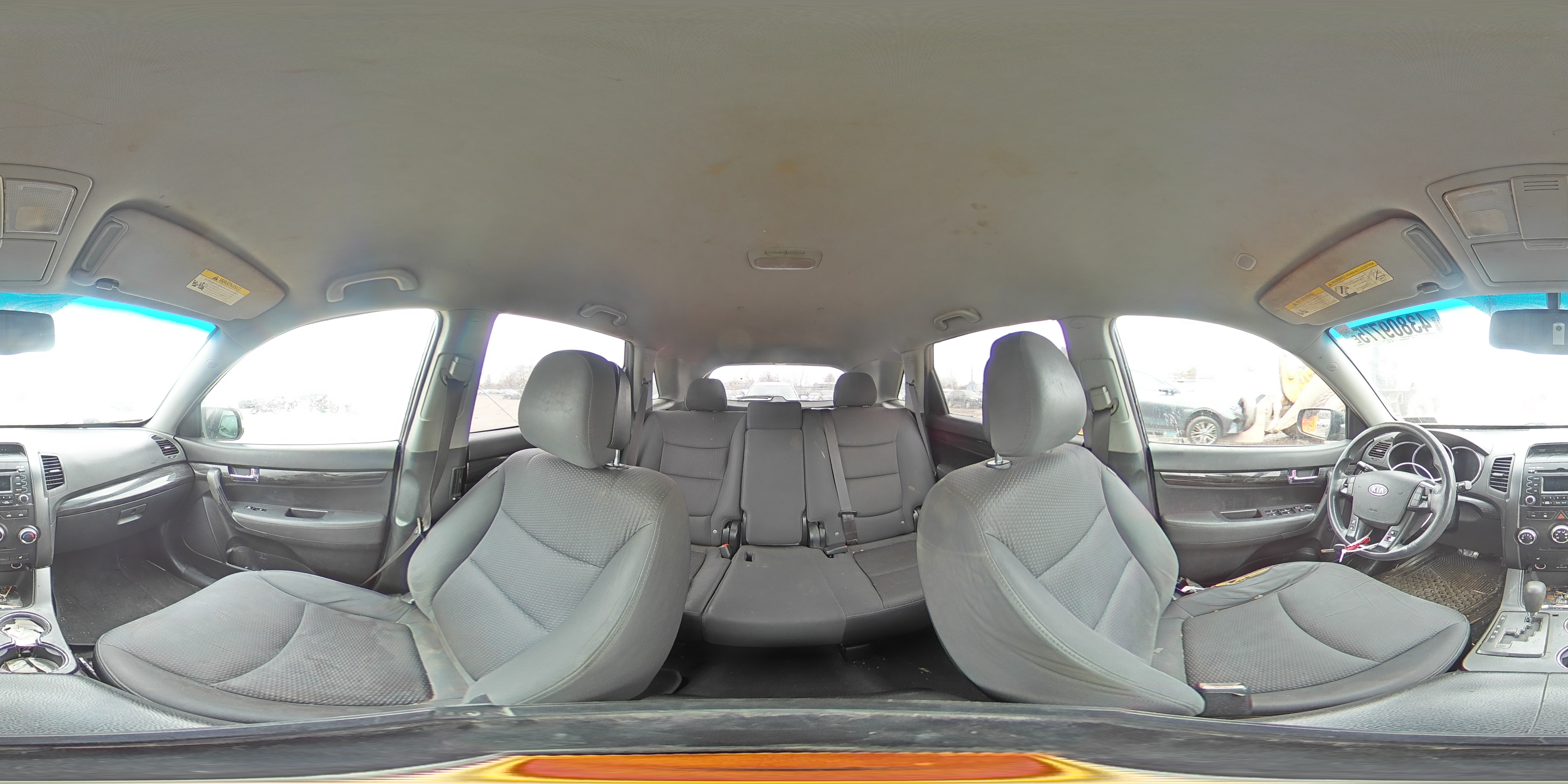 2011 Kia Sorento - Image 13