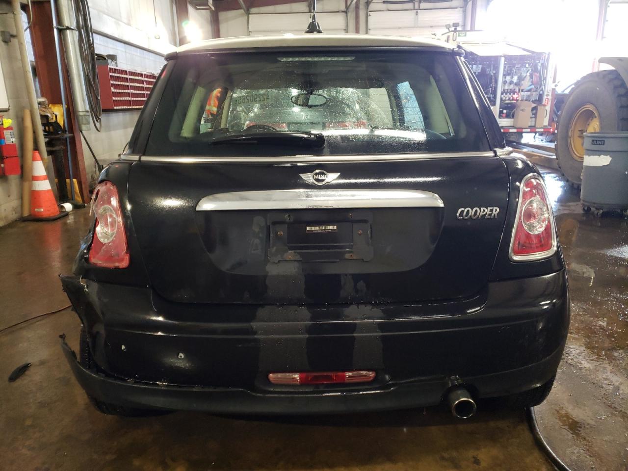 2012 MINI Cooper - Image 6