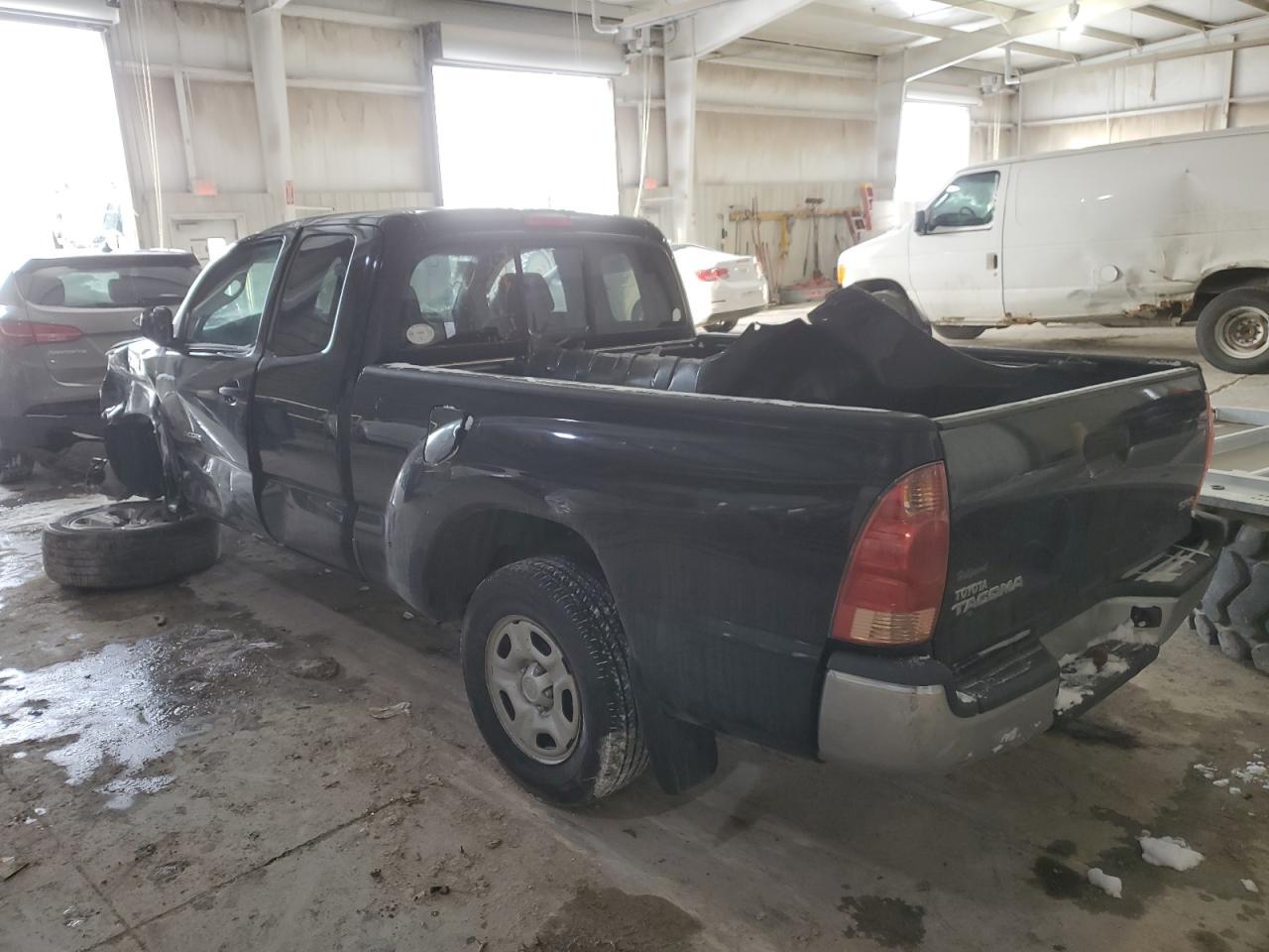 2008 Toyota Tacoma - Image 2