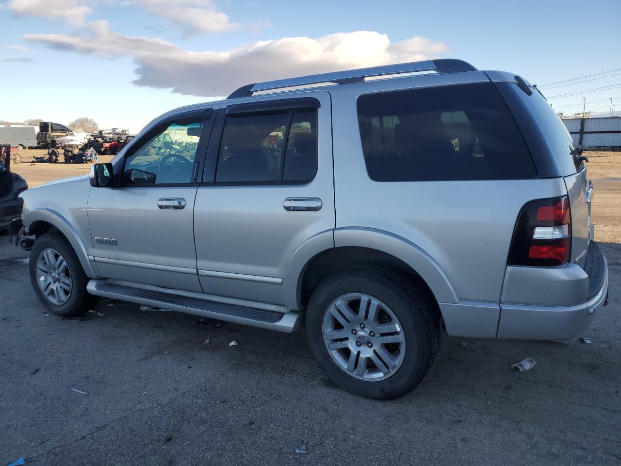 2006 Ford Explorer - Image 2