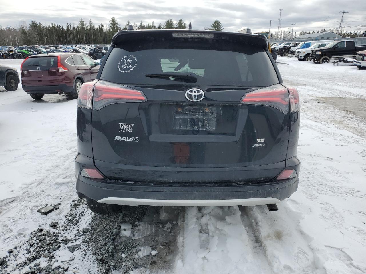 2016 Toyota RAV 4 - Image 6