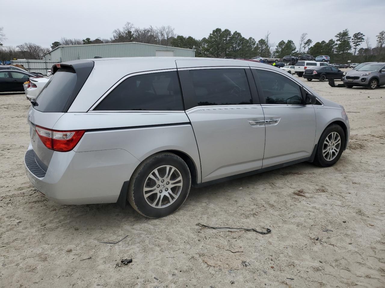 2012 Honda Odyssey - Image 3