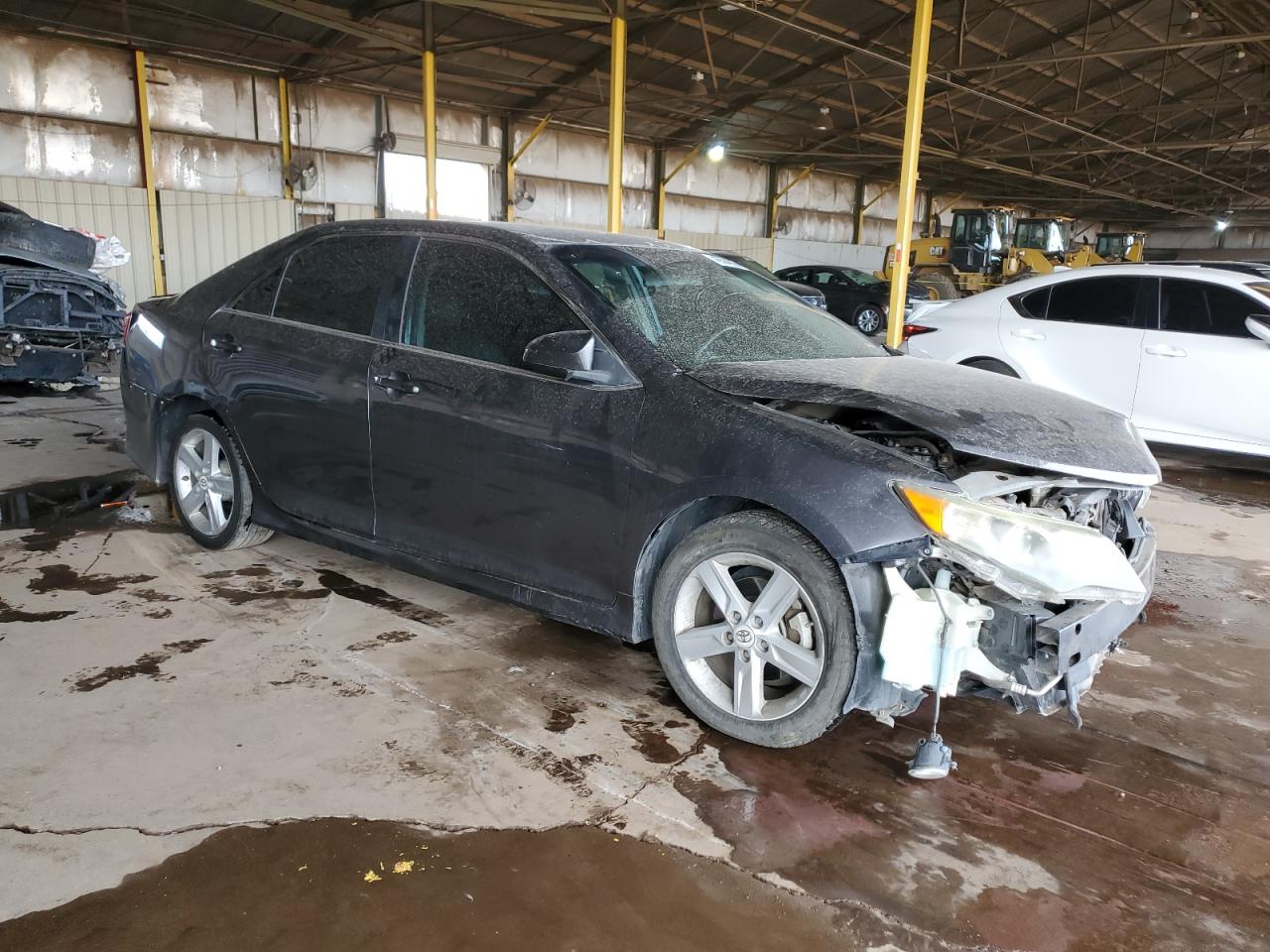 2013 Toyota Camry - Image 4