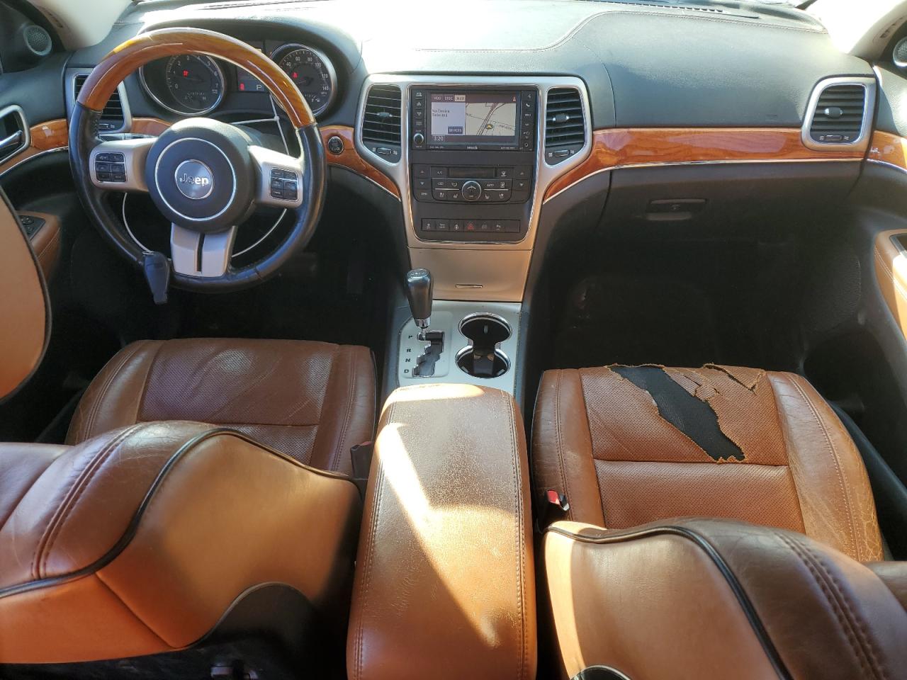 2012 Jeep Grand Cherokee - Image 8