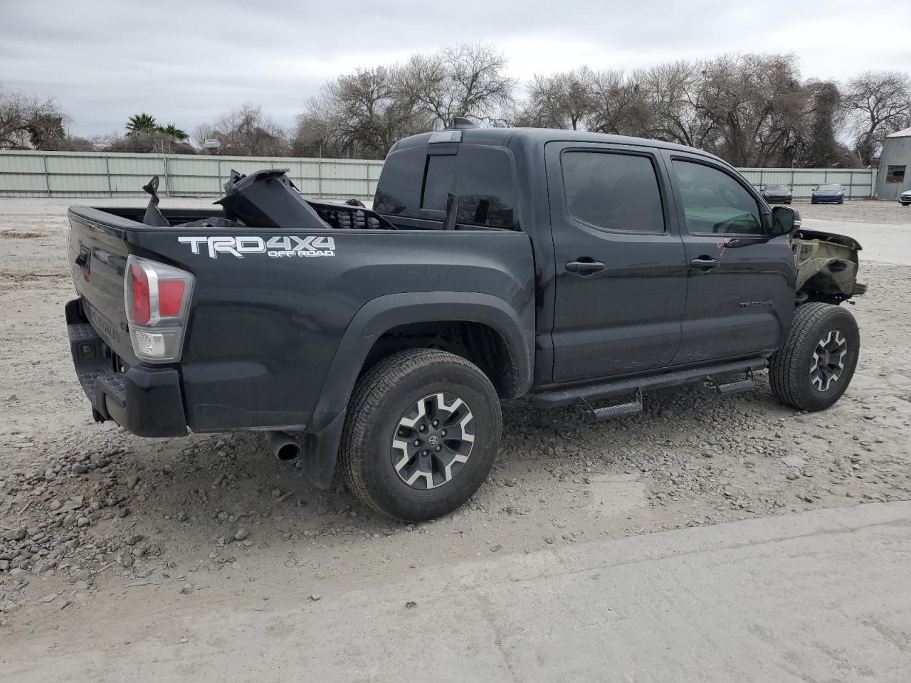 2021 Toyota Tacoma - Image 3