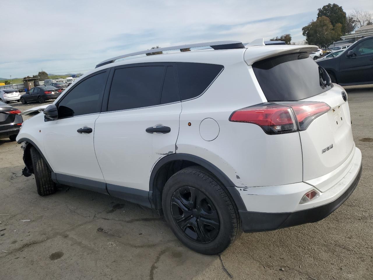 2016 Toyota RAV 4 - Image 2