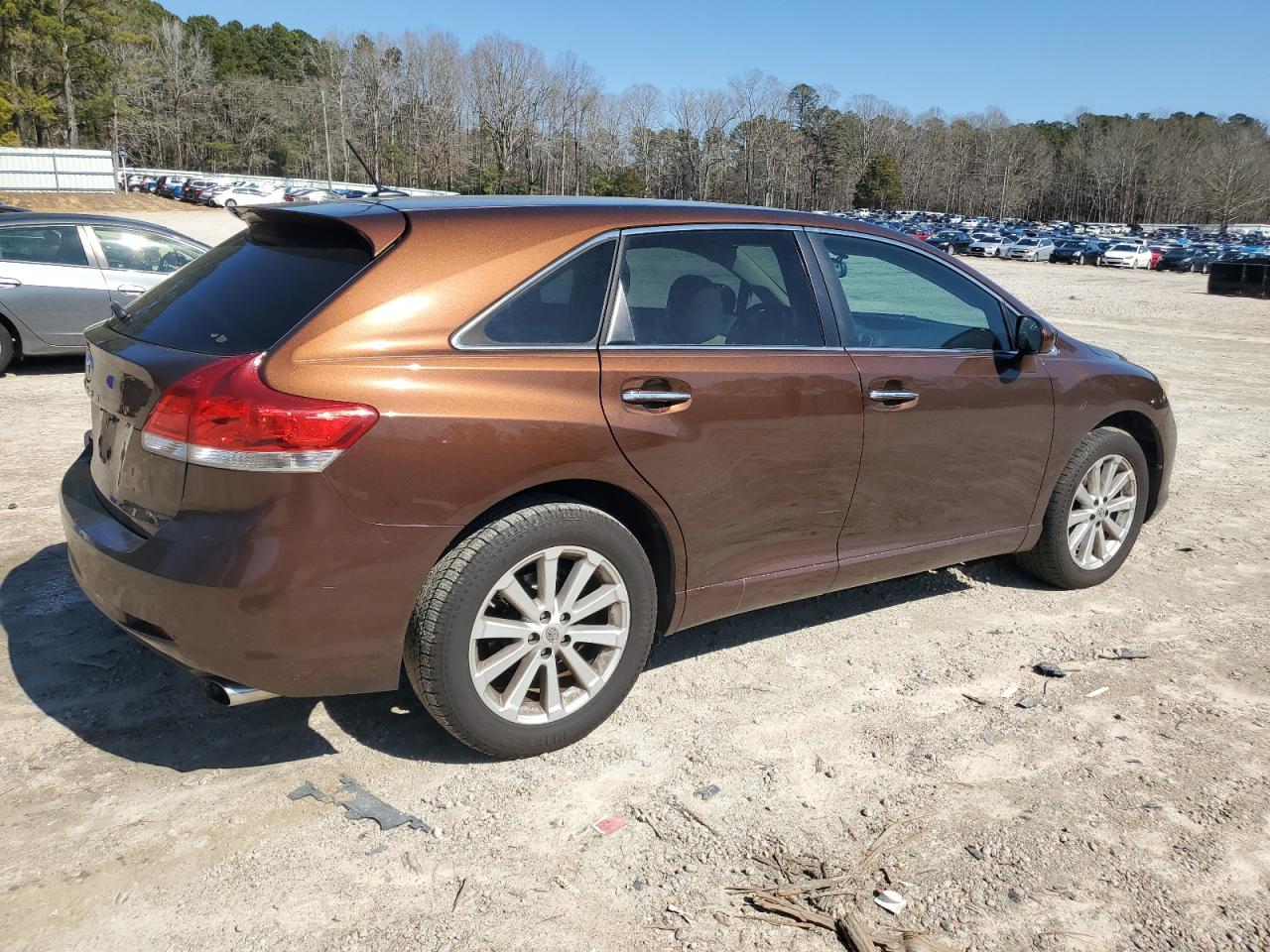 2011 Toyota Venza - Image 3