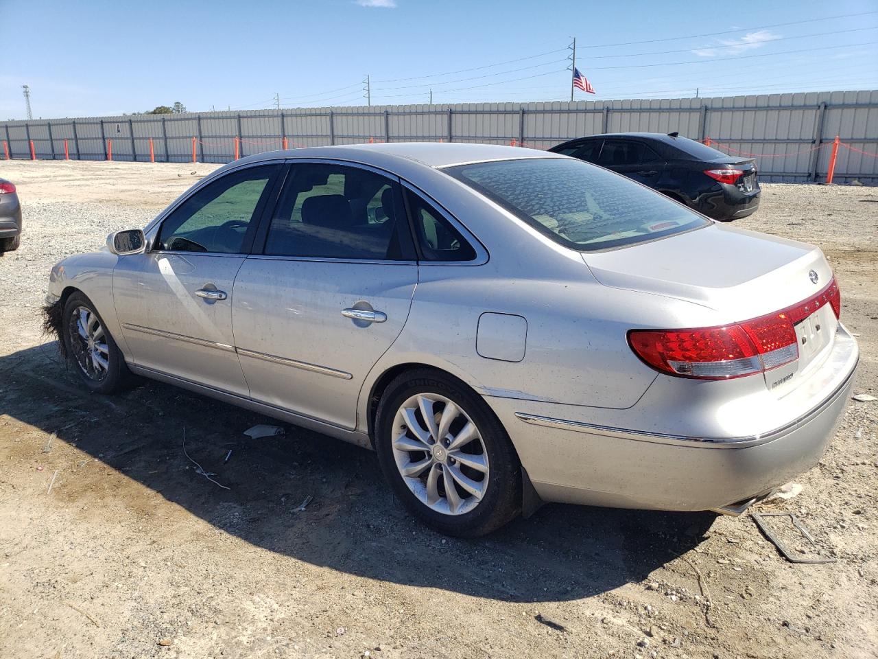 2006 Hyundai Azera - Image 2