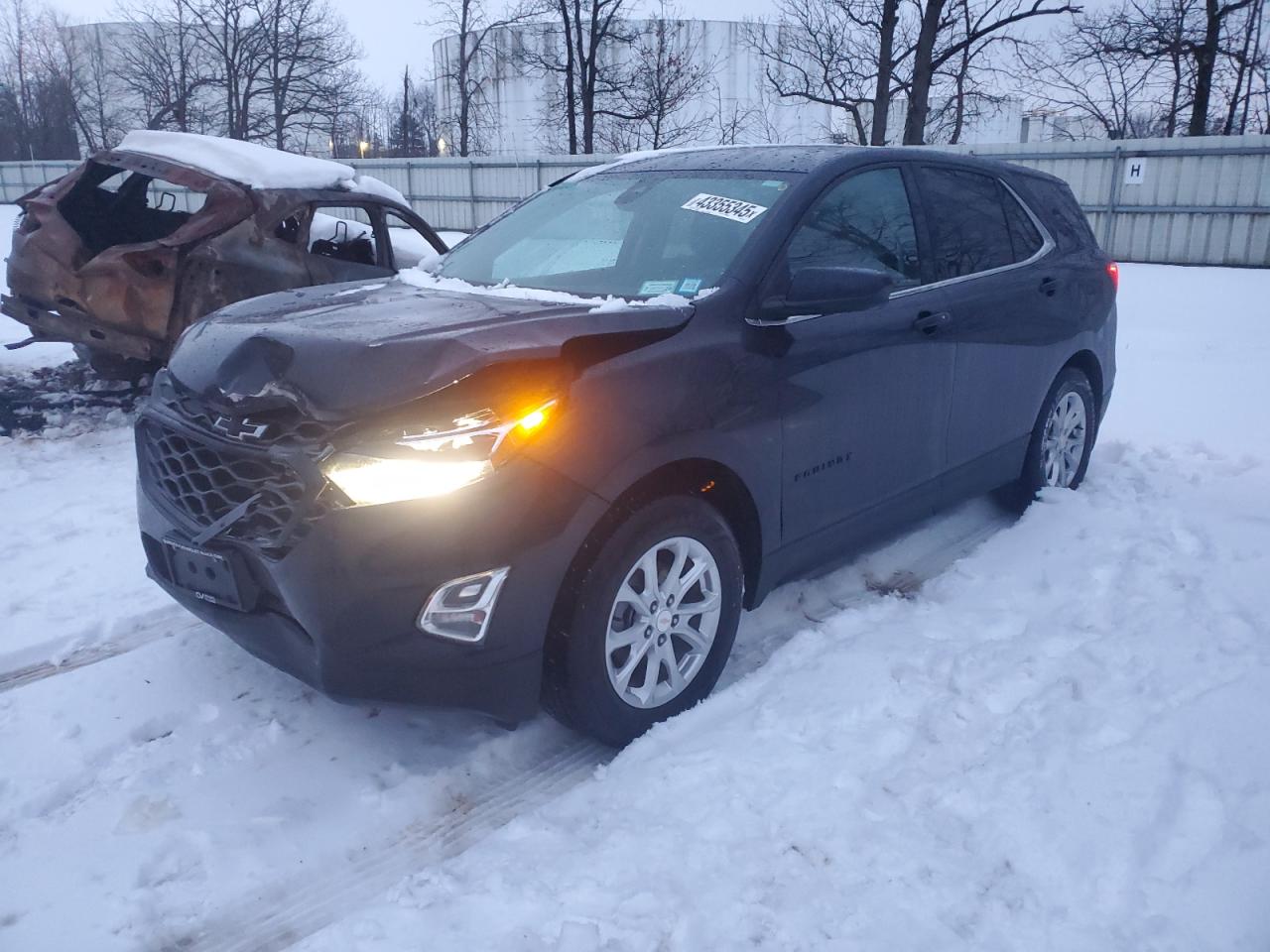 2020 Chevrolet Equinox - Image 1