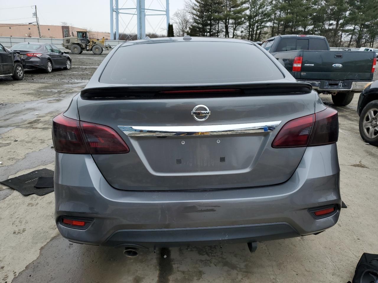 2017 Nissan Sentra - Image 8