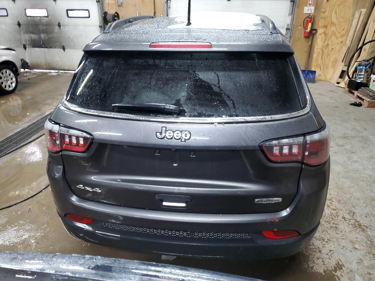 2018 Jeep Compass - Image 6