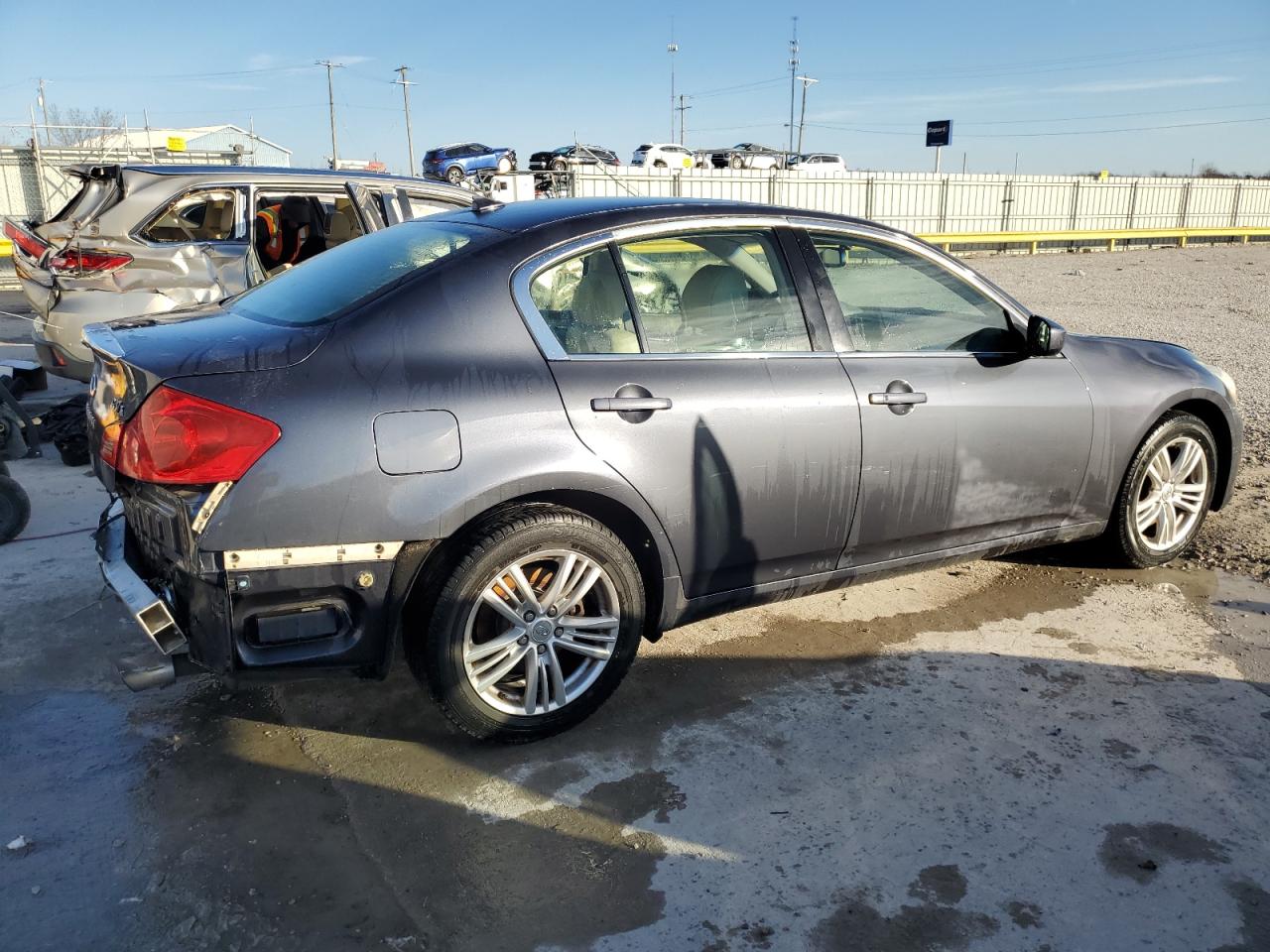 2012 Infiniti G - Image 3
