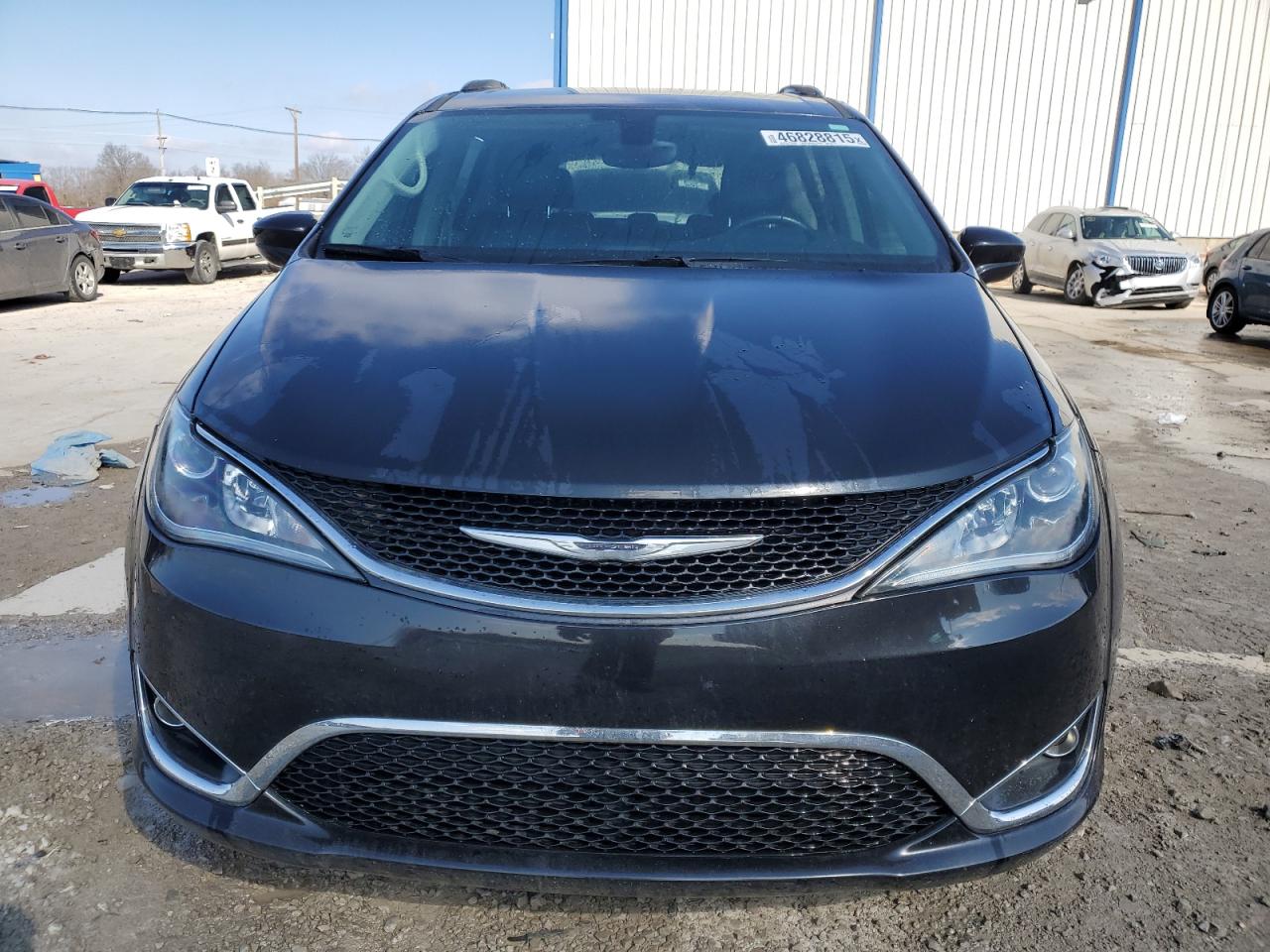 2017 Chrysler Pacifica - Image 5