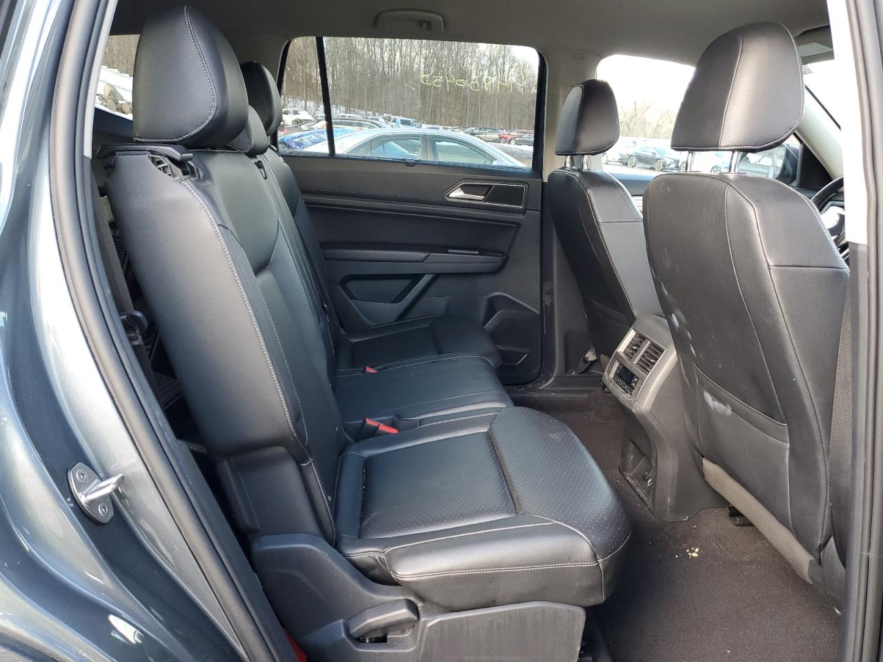 2018 Volkswagen Atlas - Image 11