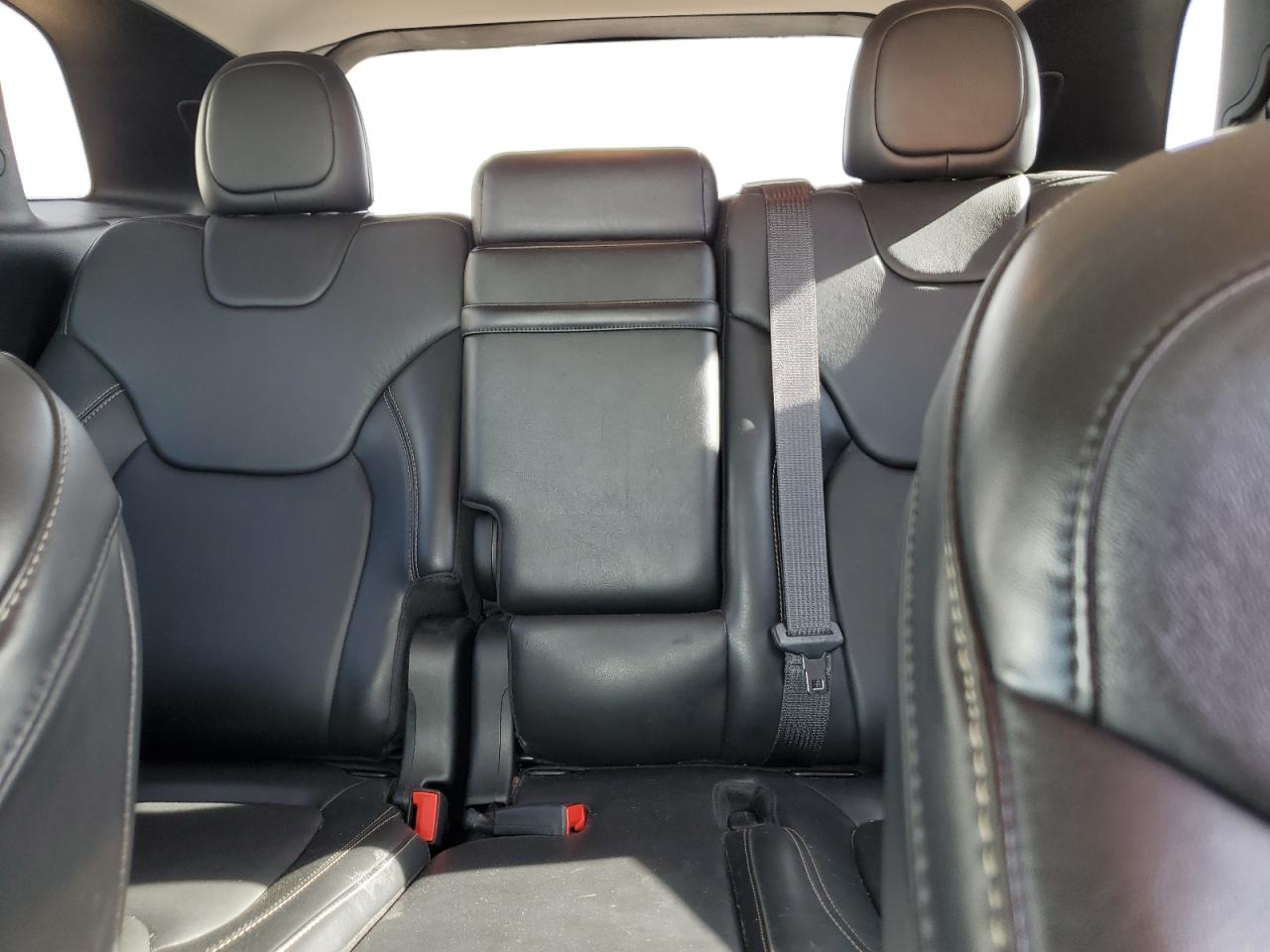 2018 Jeep Grand Cherokee - Image 10