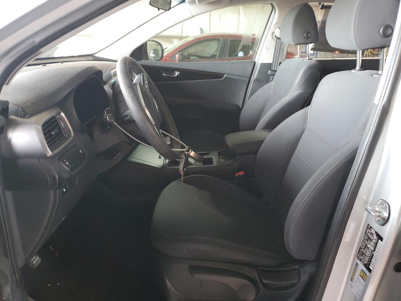 2019 Kia Sorento - Image 7