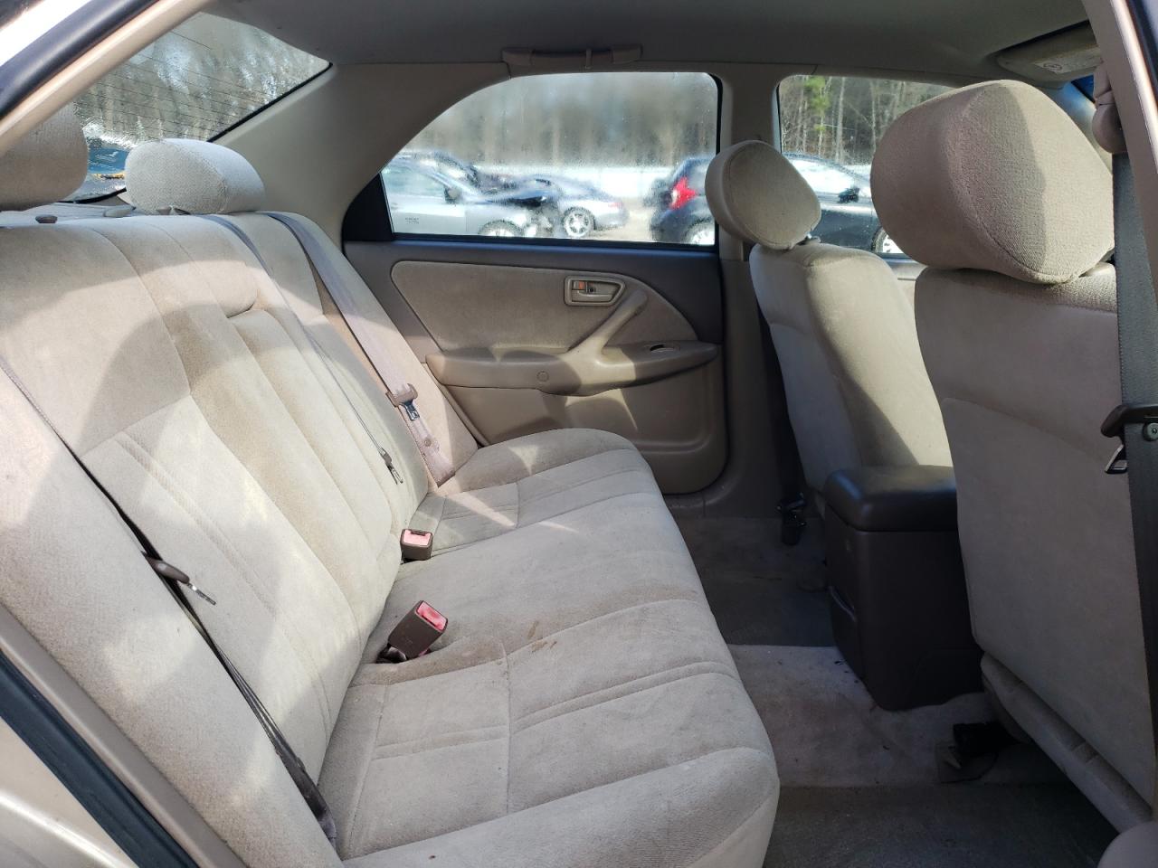 2000 Toyota Camry - Image 10