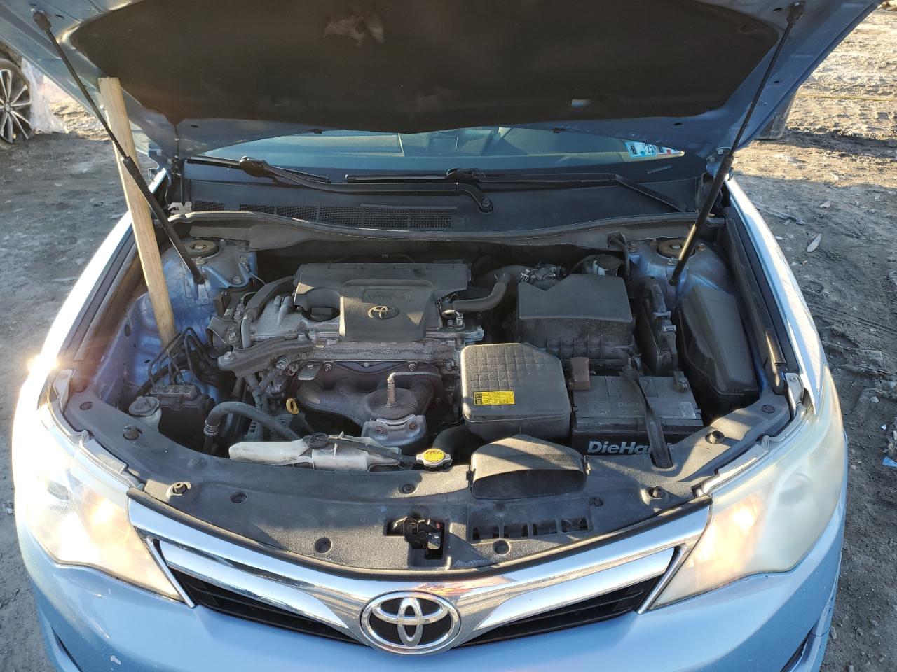 2012 Toyota Camry - Image 11