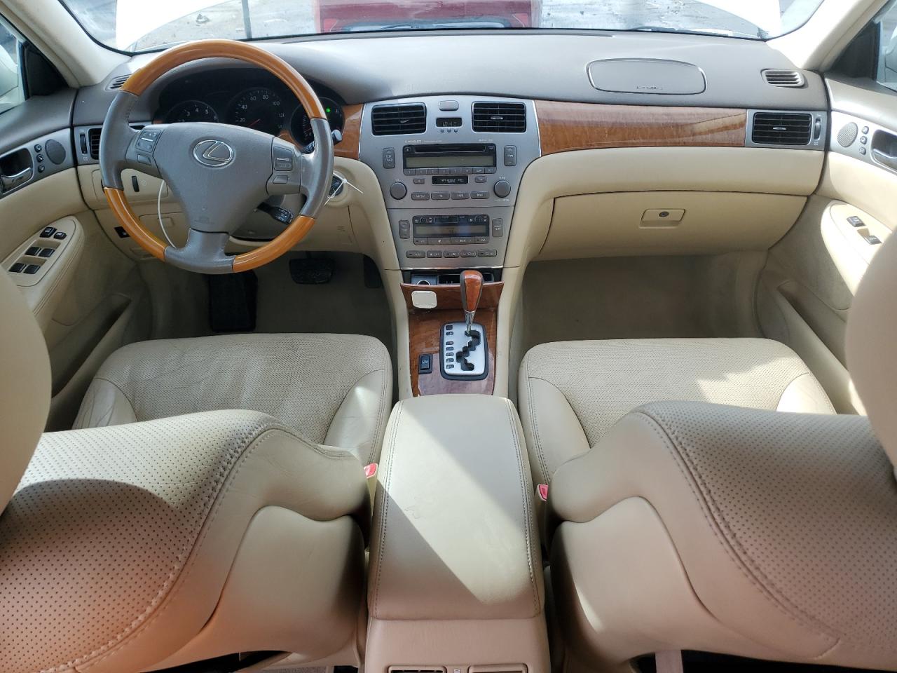 2005 Lexus ES - Image 8