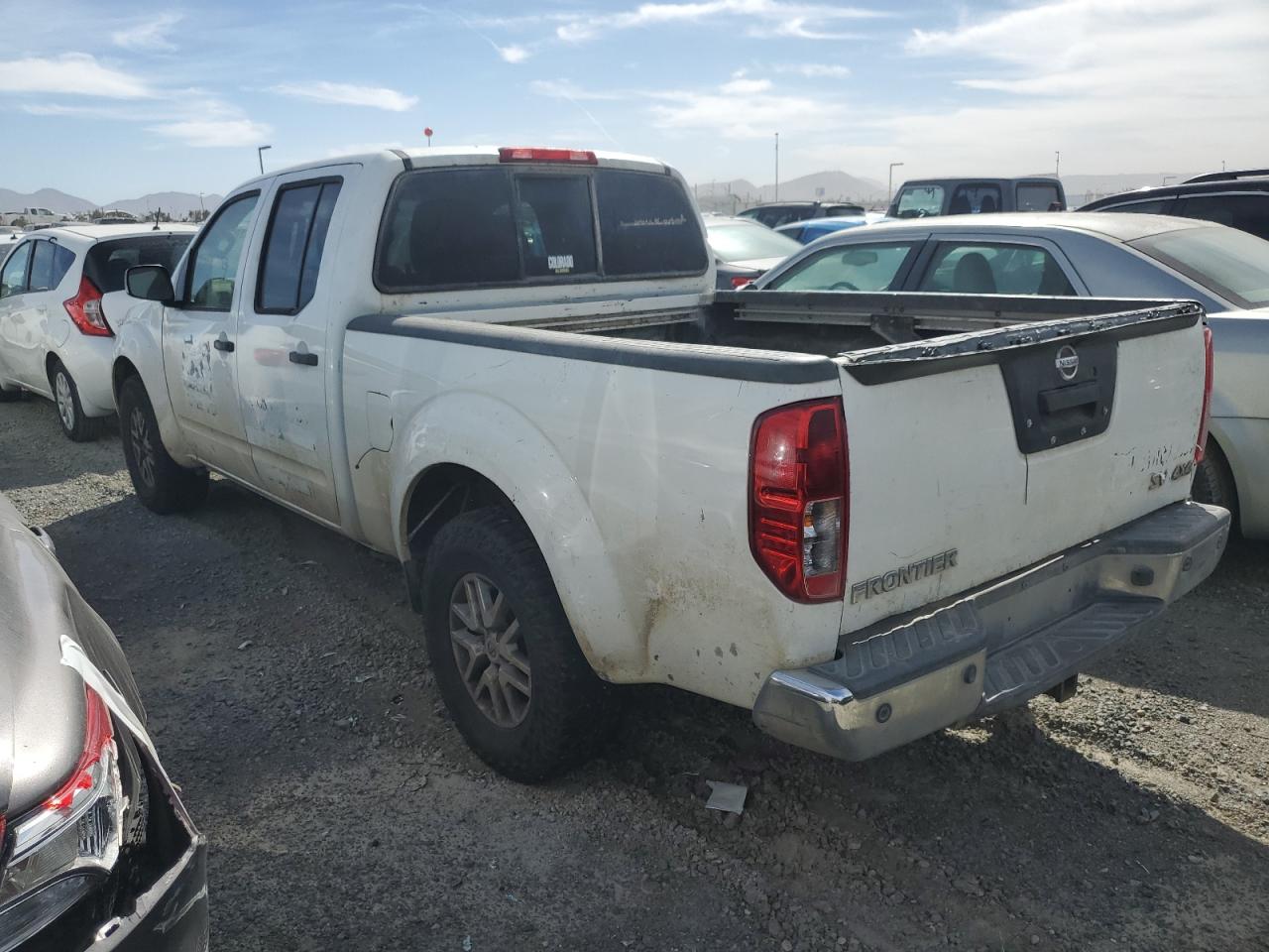2016 Nissan Navara (Frontier) - Image 2