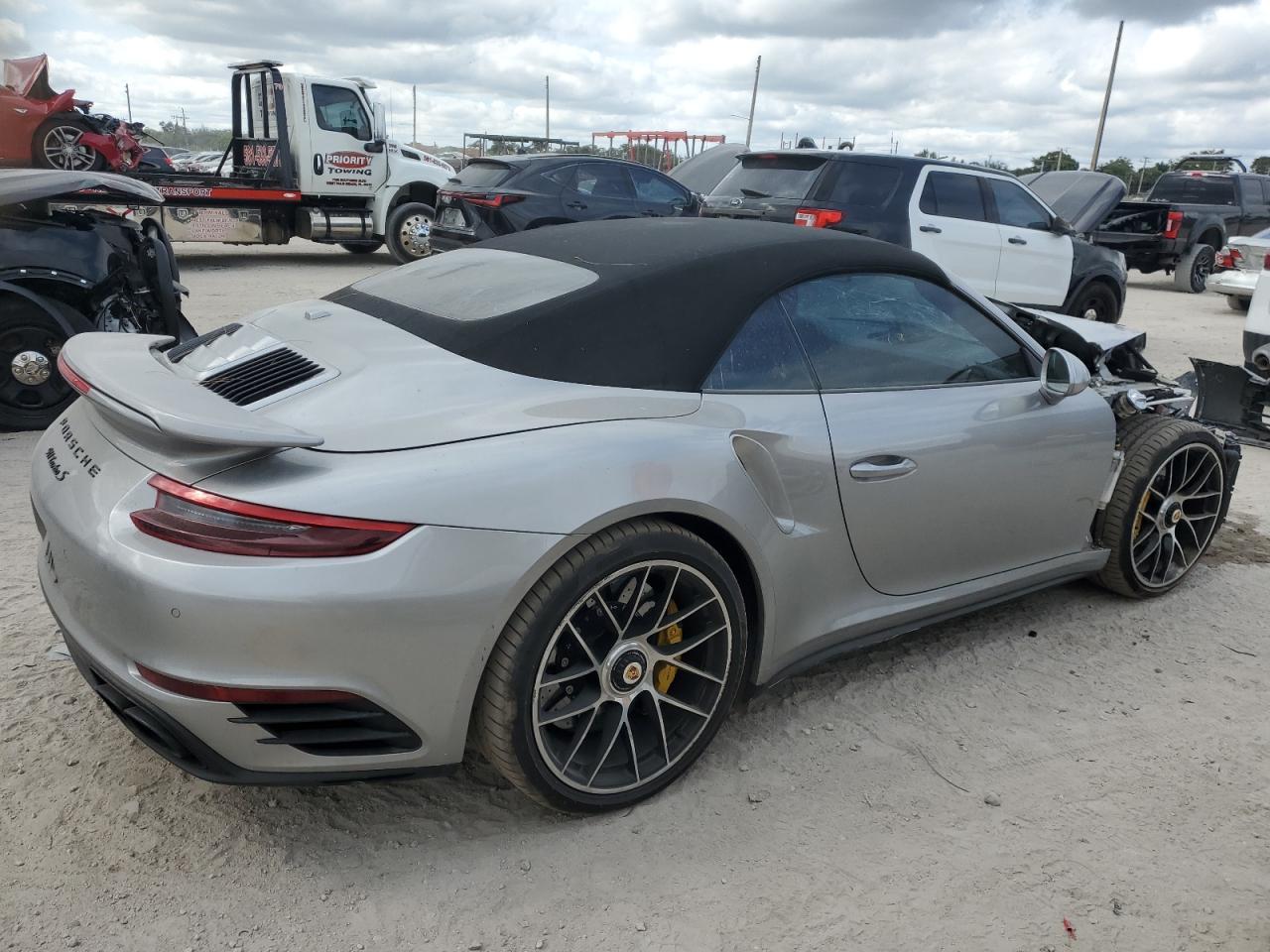 2019 Porsche 911 - Image 3