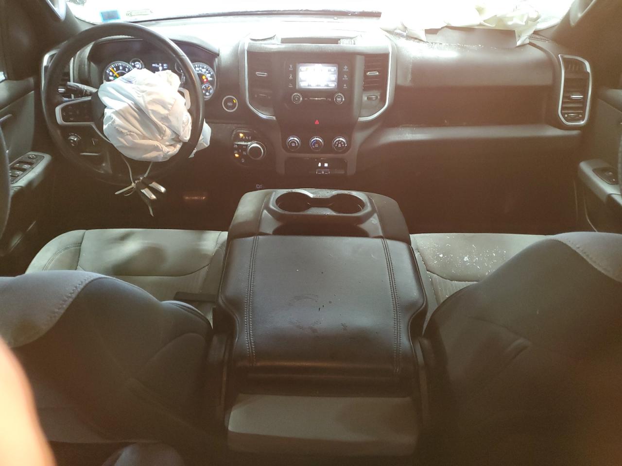 2021 RAM 1500 - Image 8