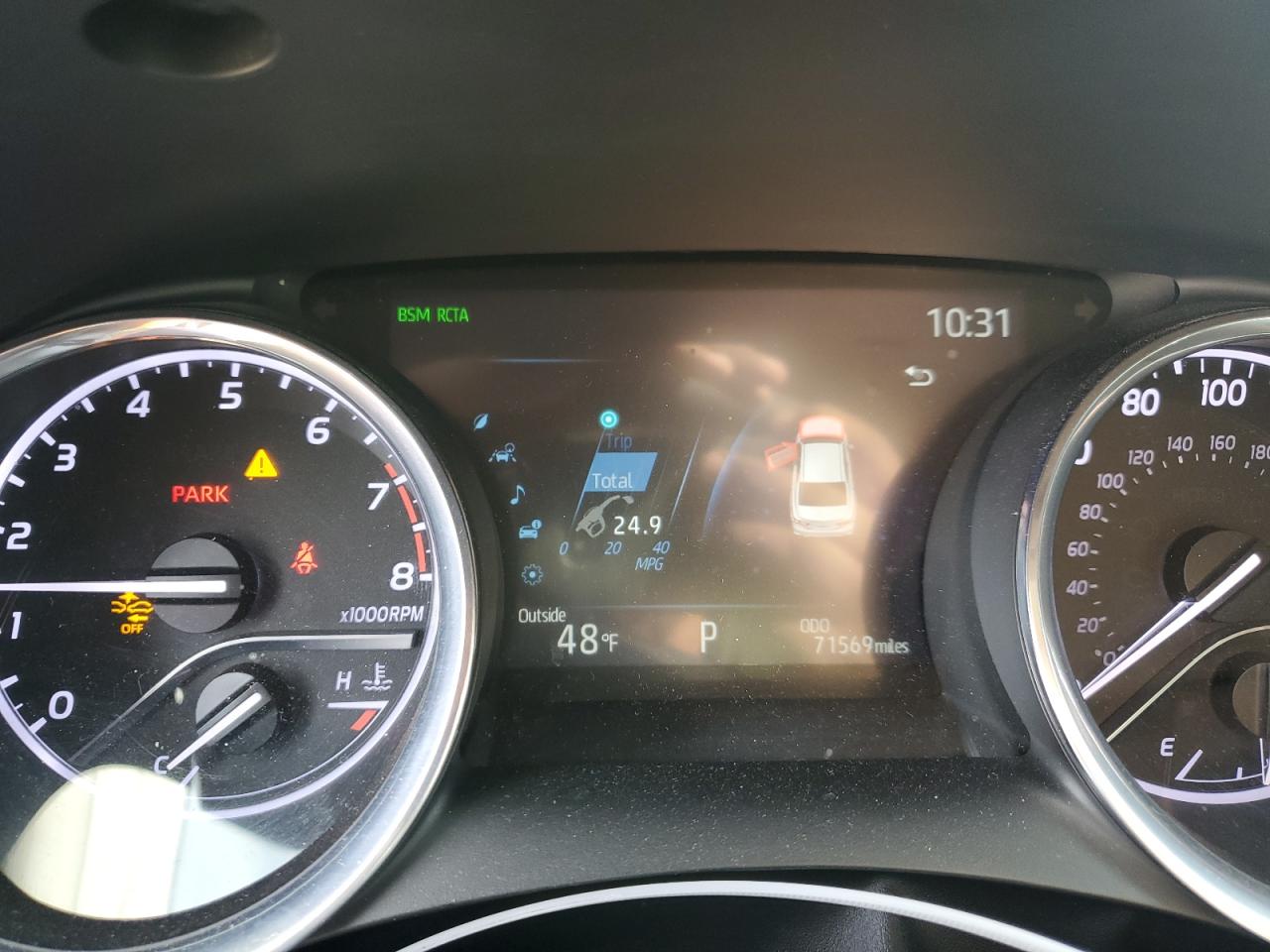 2020 Toyota Camry - Image 9