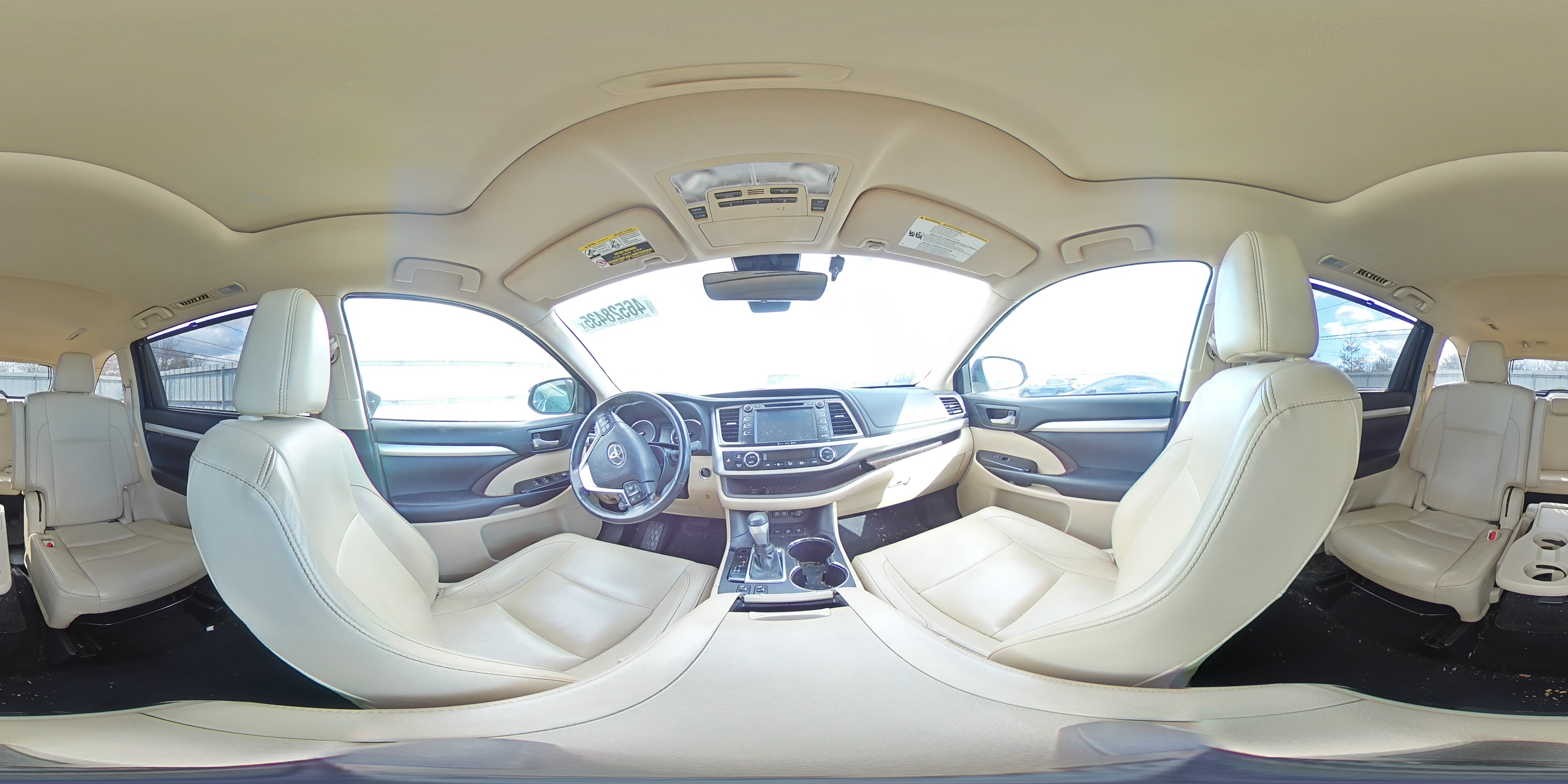 2018 Toyota Highlander - Image 14