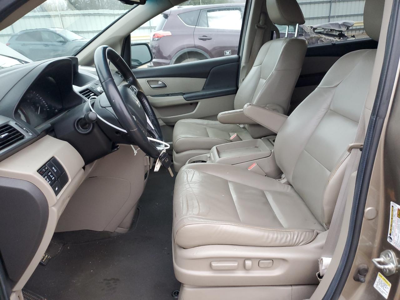2012 Honda Odyssey - Image 7