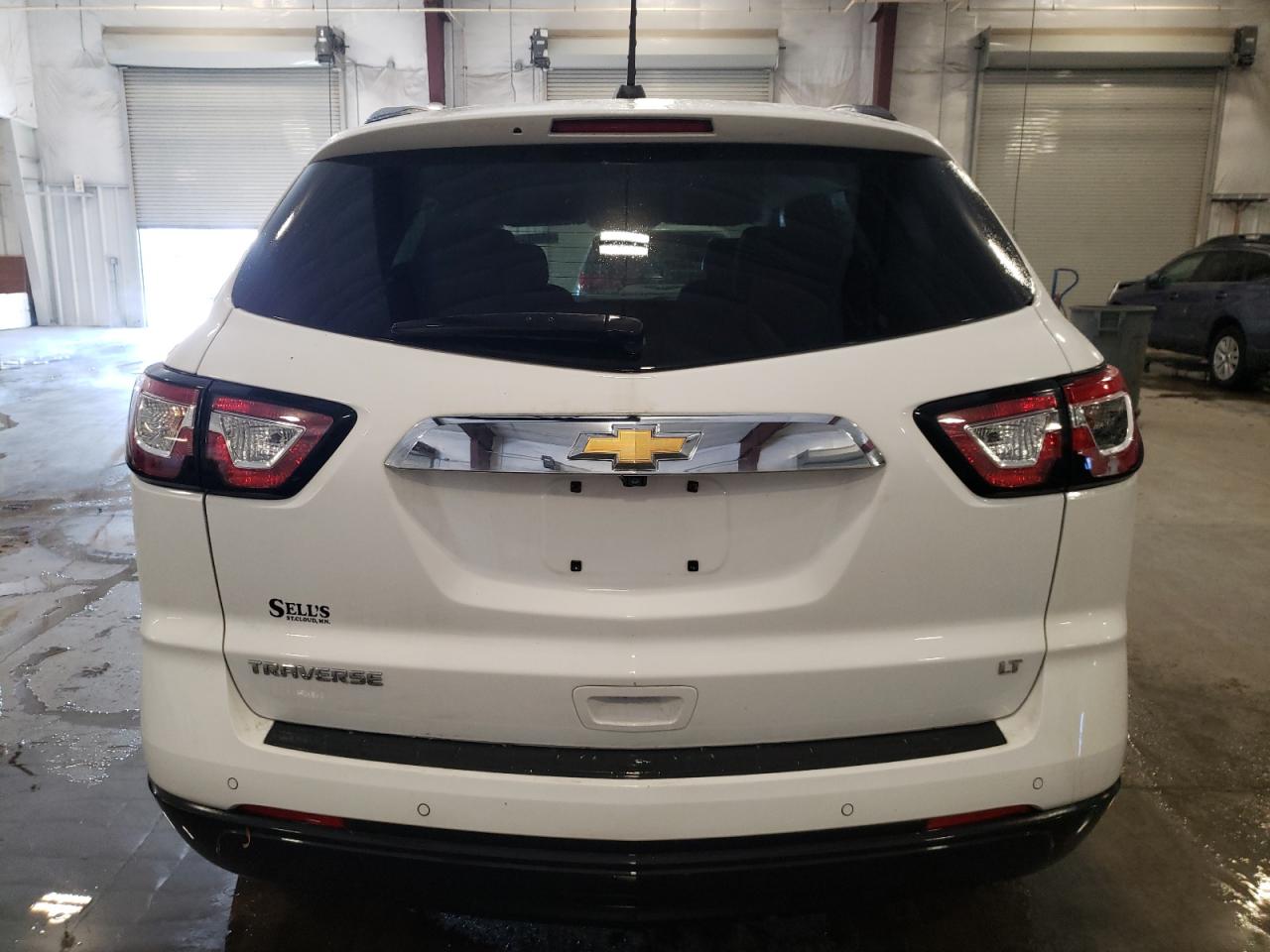 2017 Chevrolet Traverse - Image 6