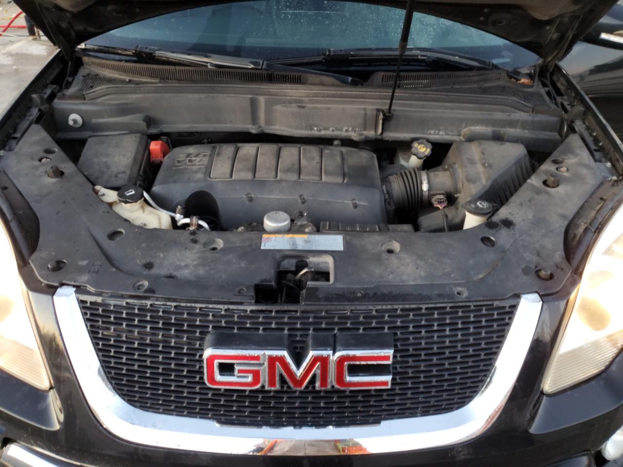 2011 GMC Acadia - Image 11