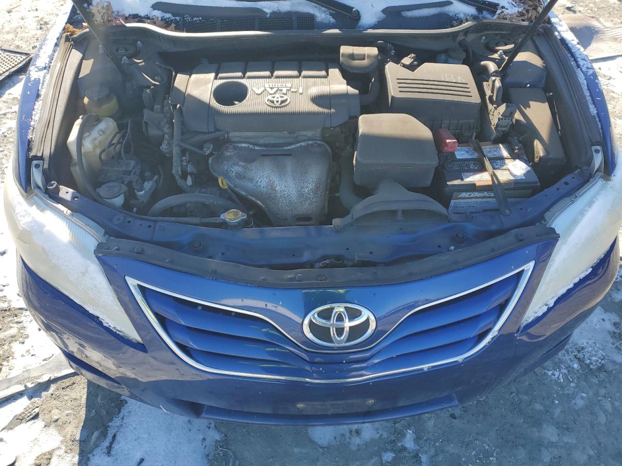 2010 Toyota Camry - Image 12