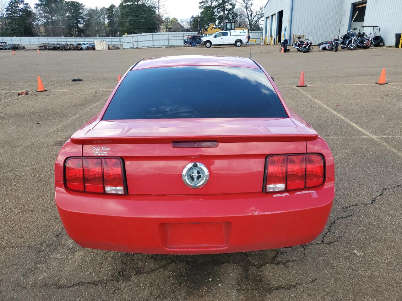 2009 Ford Mustang - Image 6
