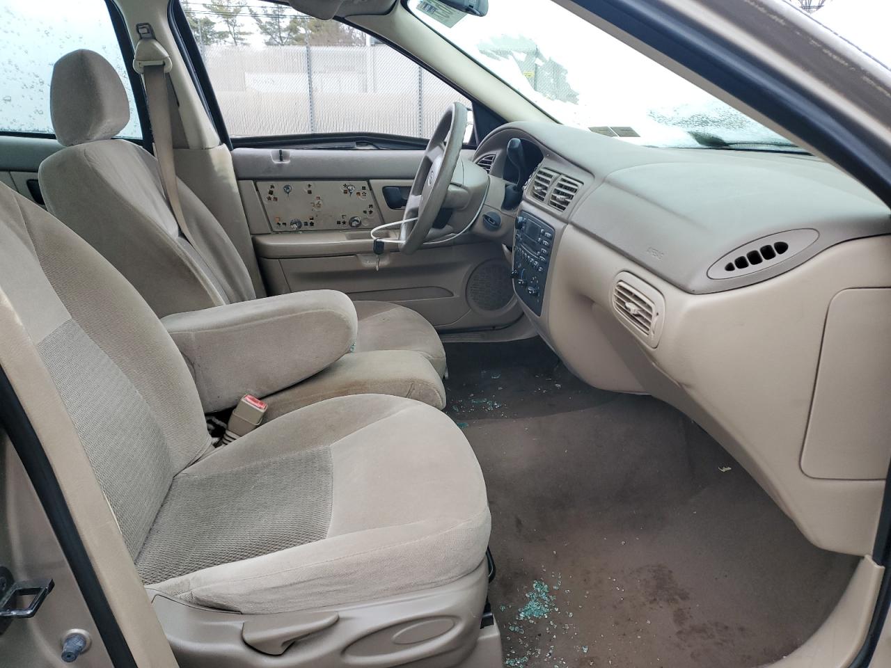 2005 Ford Taurus - Image 7