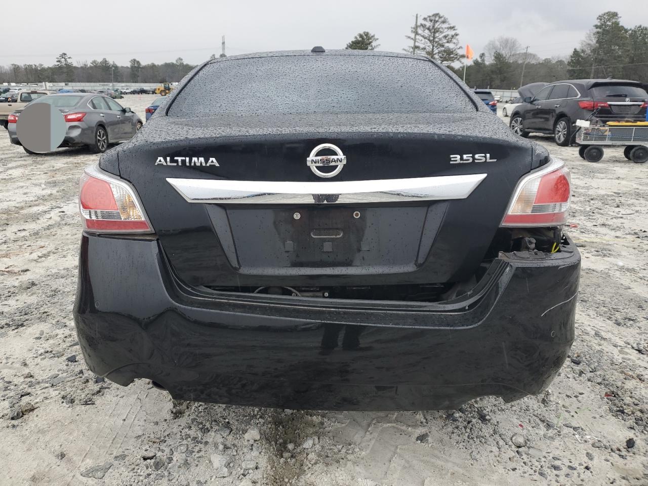 2015 Nissan Altima - Image 6