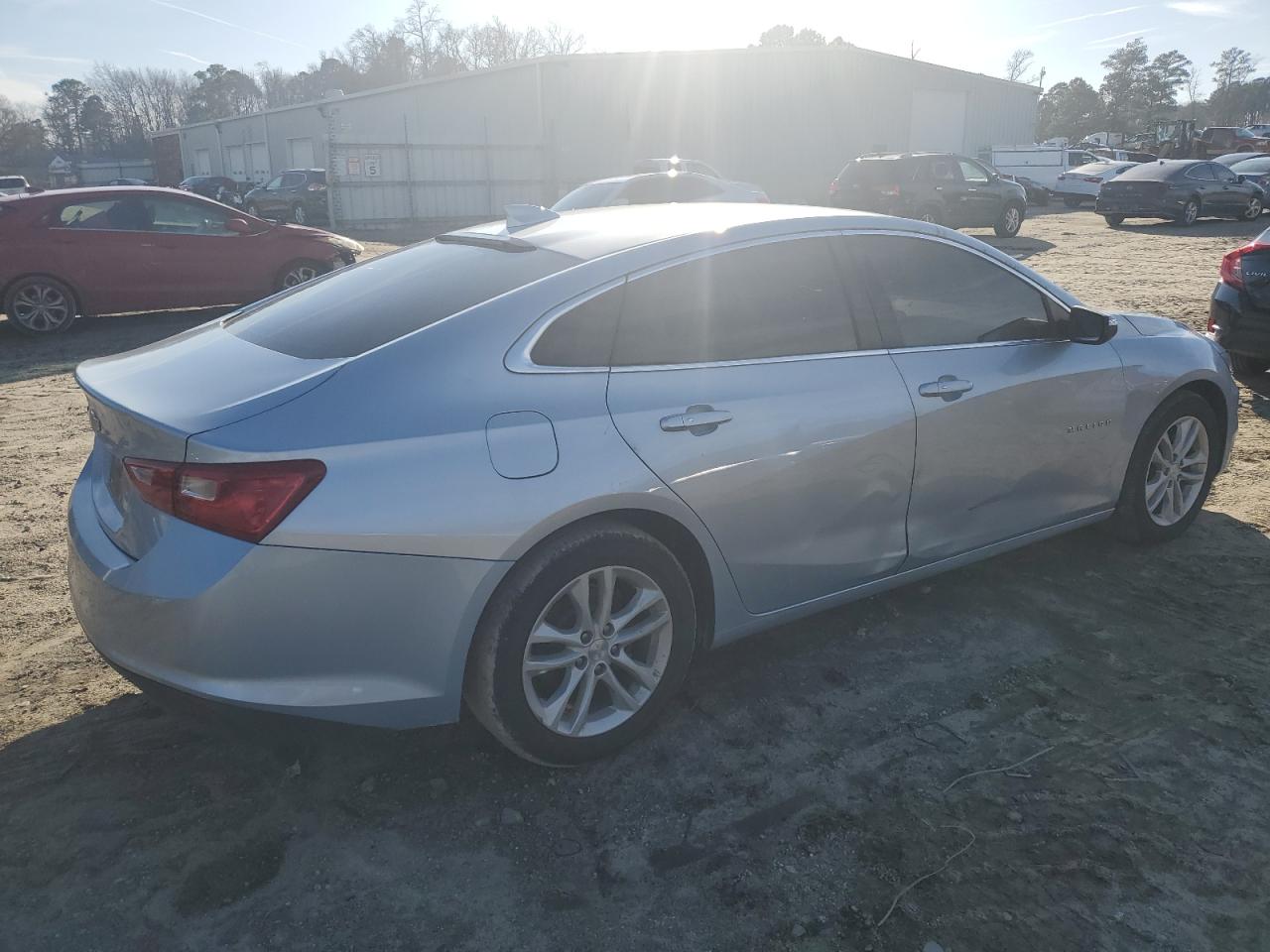 2018 Chevrolet Malibu - Image 3
