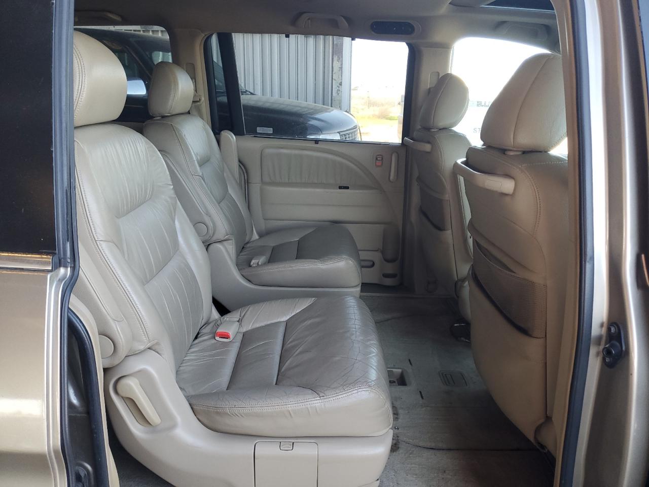 2006 Honda Odyssey - Image 11