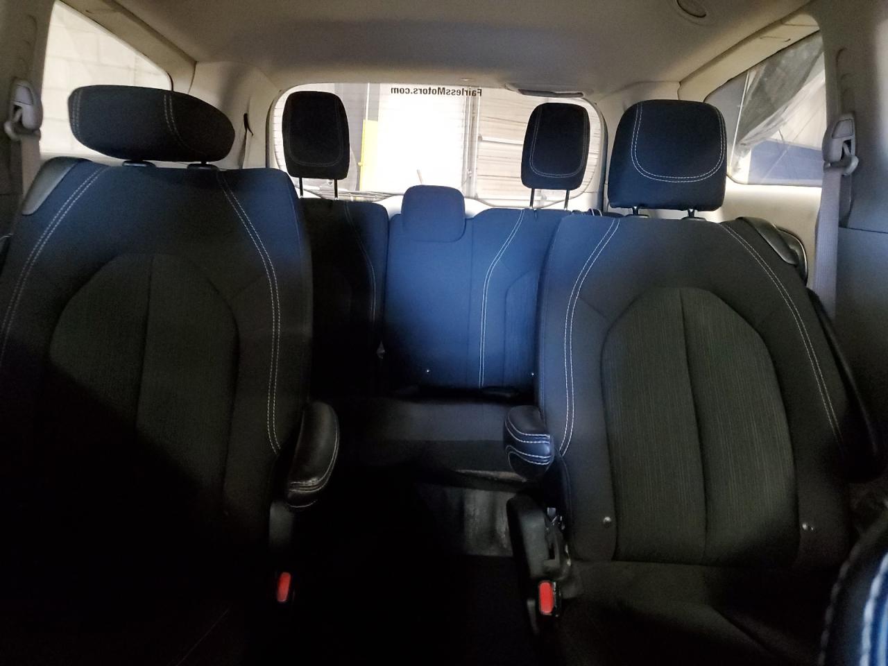 2021 Chrysler Voyager - Image 10