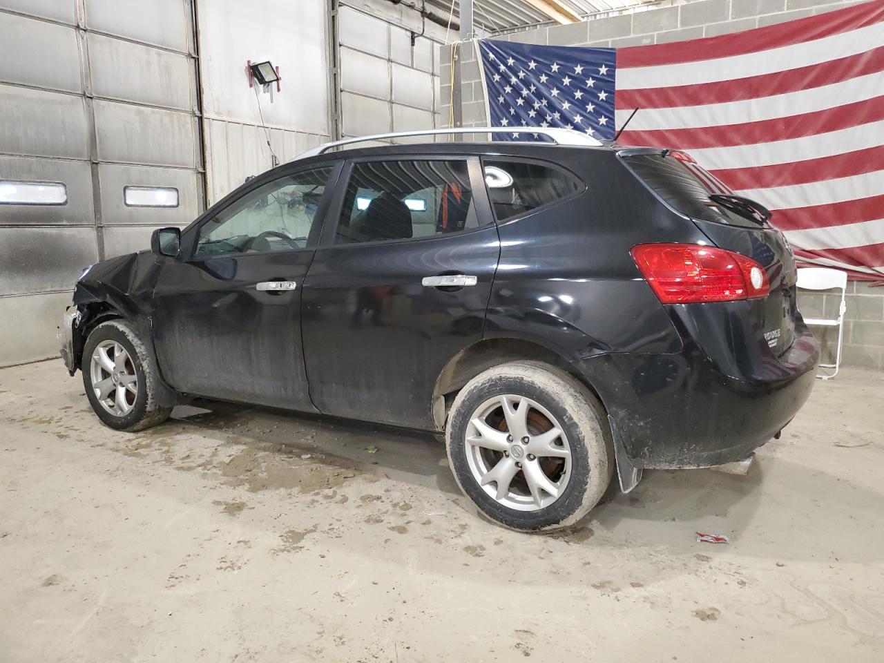 2009 Nissan Rogue - Image 2