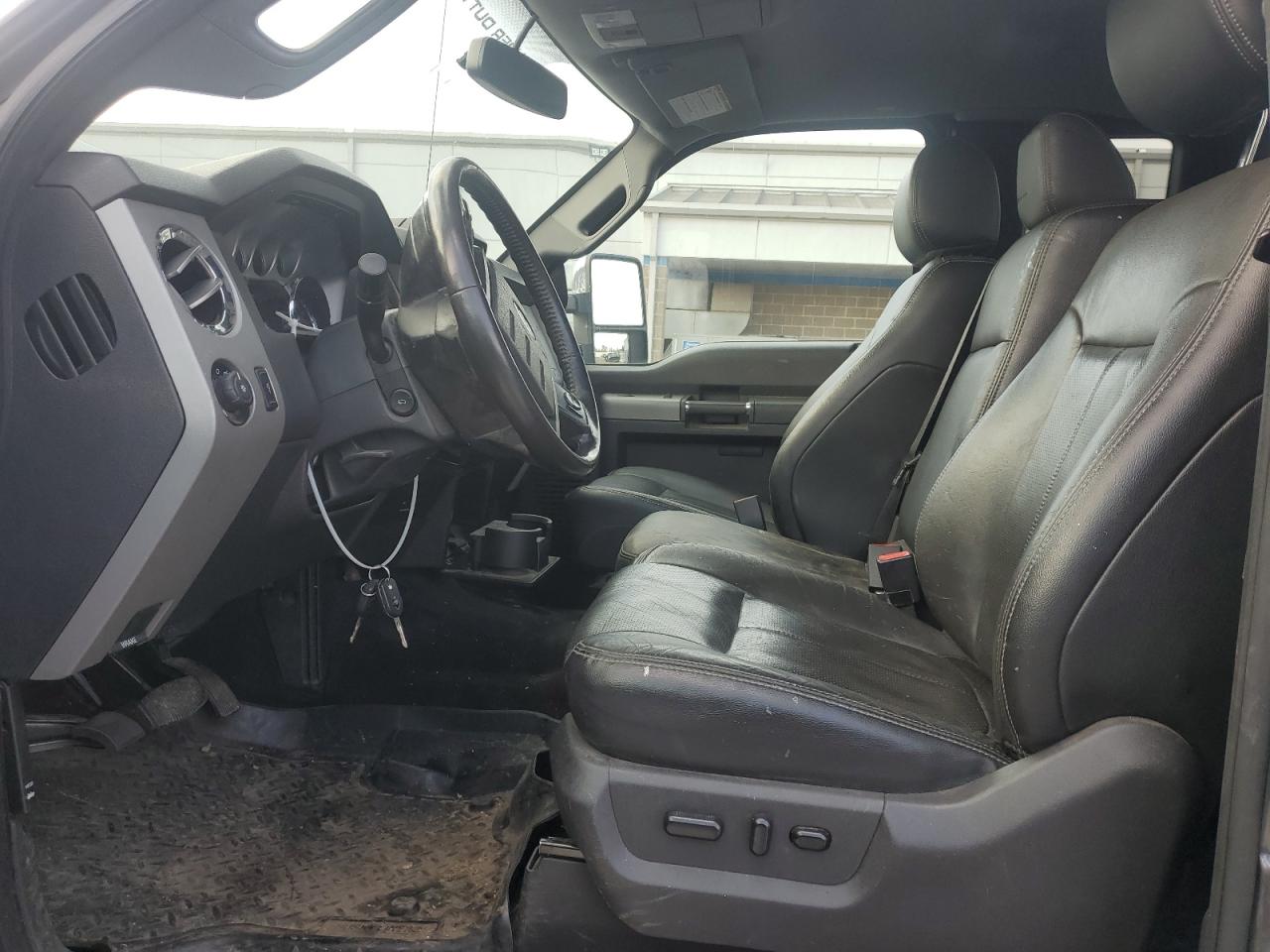 2015 Ford F350 - Image 7
