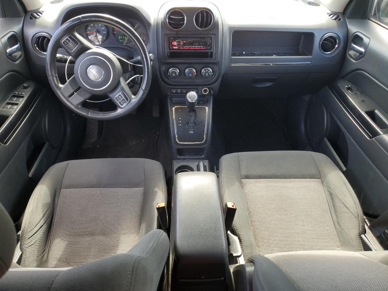 2011 Jeep Liberty (Patriot) - Image 8