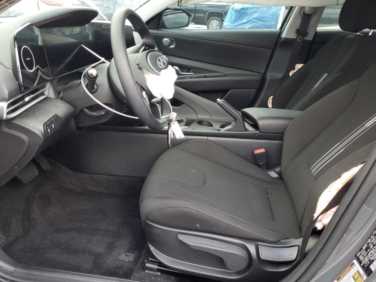 2024 Hyundai Elantra - Image 7
