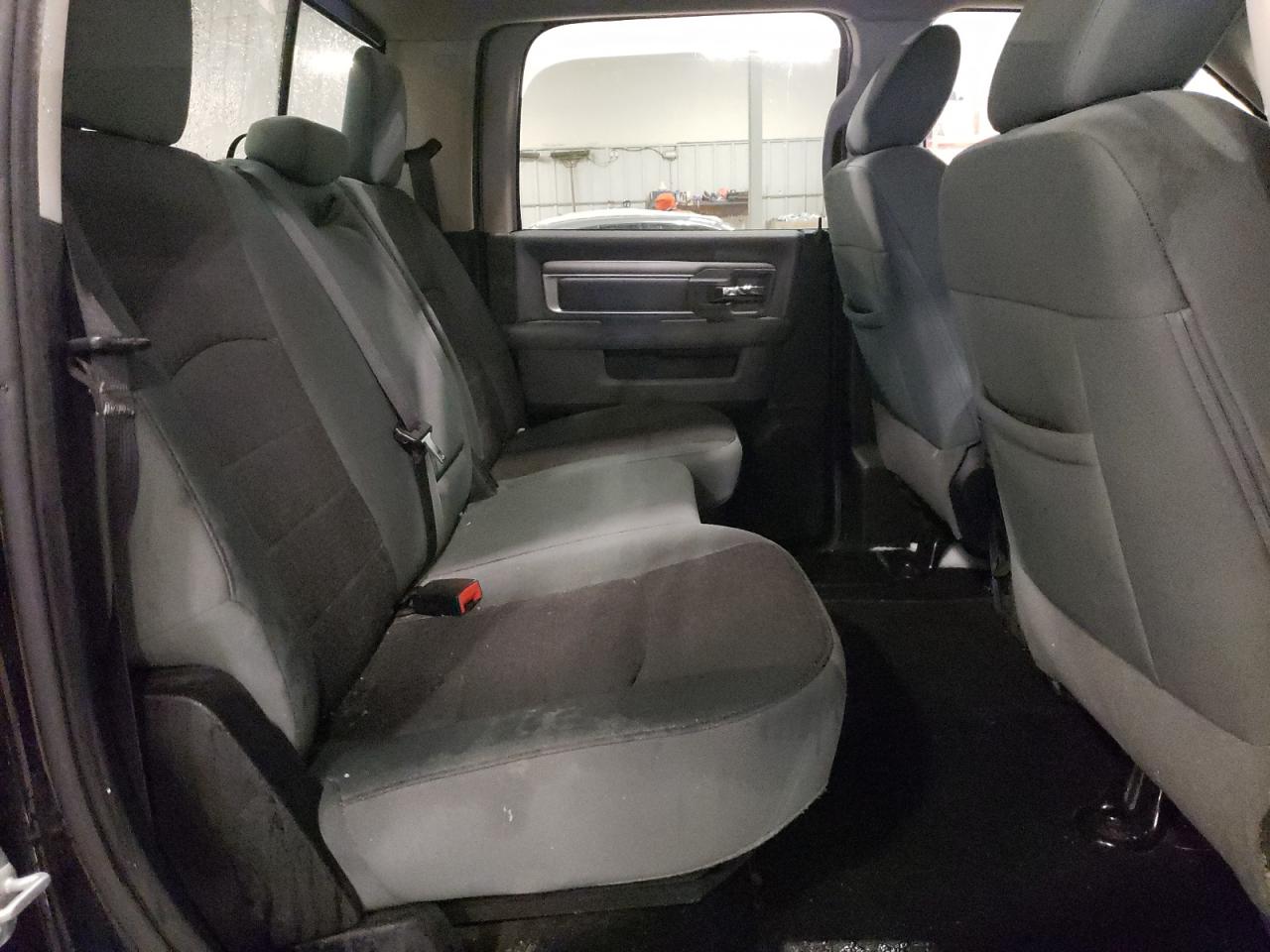 2014 RAM 1500 - Image 10