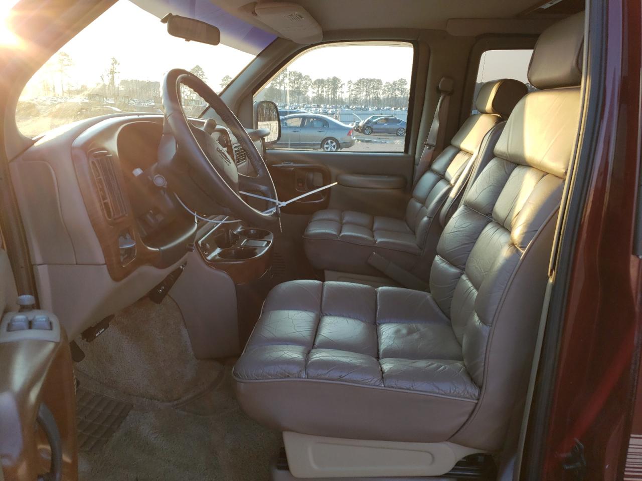 1999 Chevrolet Express - Image 7