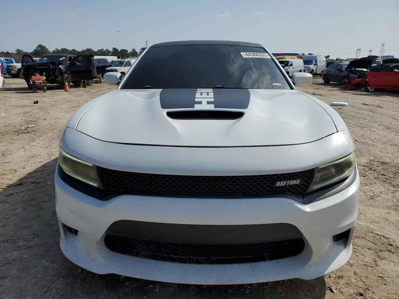 2017 Dodge Charger - Image 5
