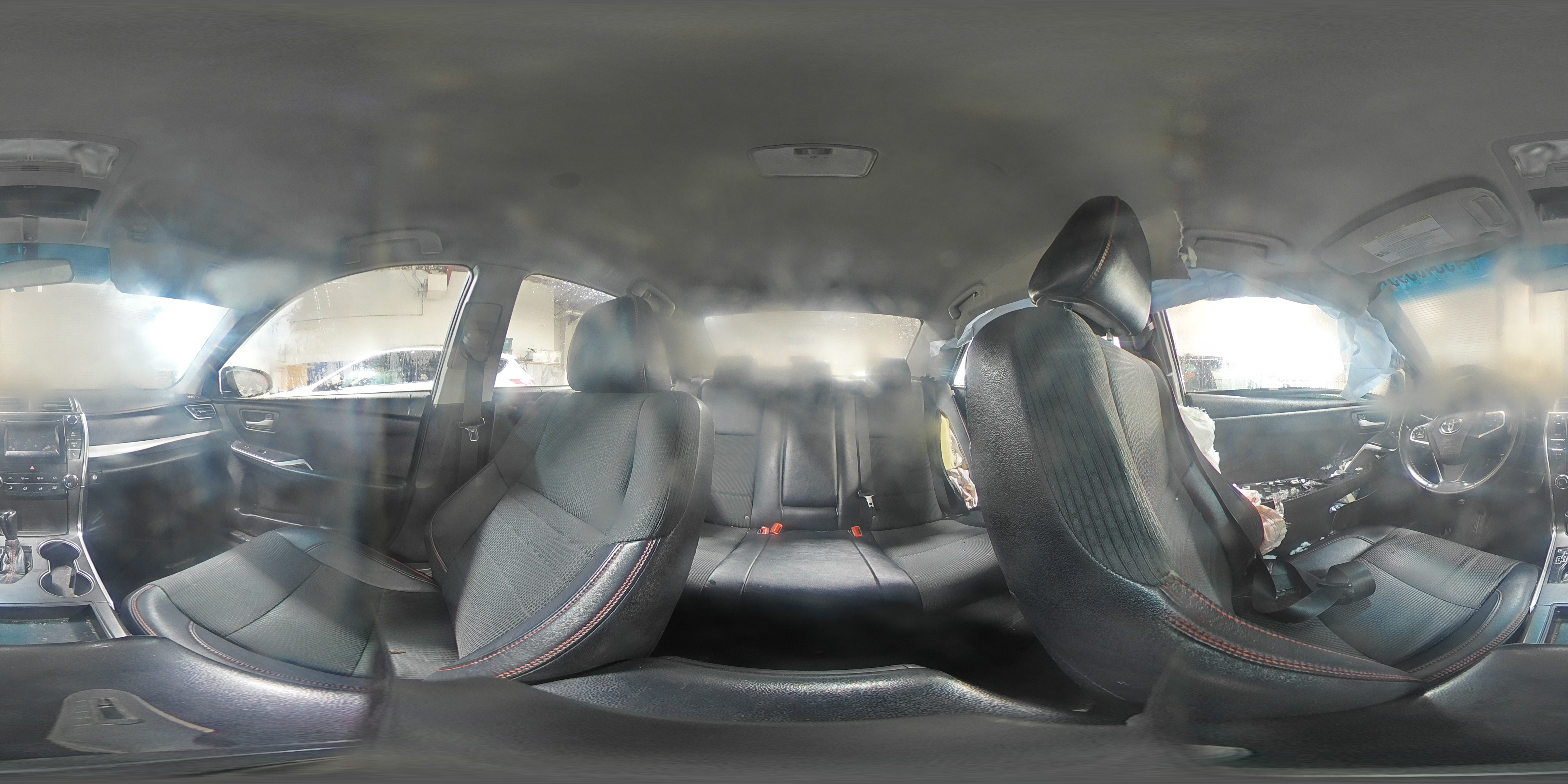 2016 Toyota Camry - Image 14