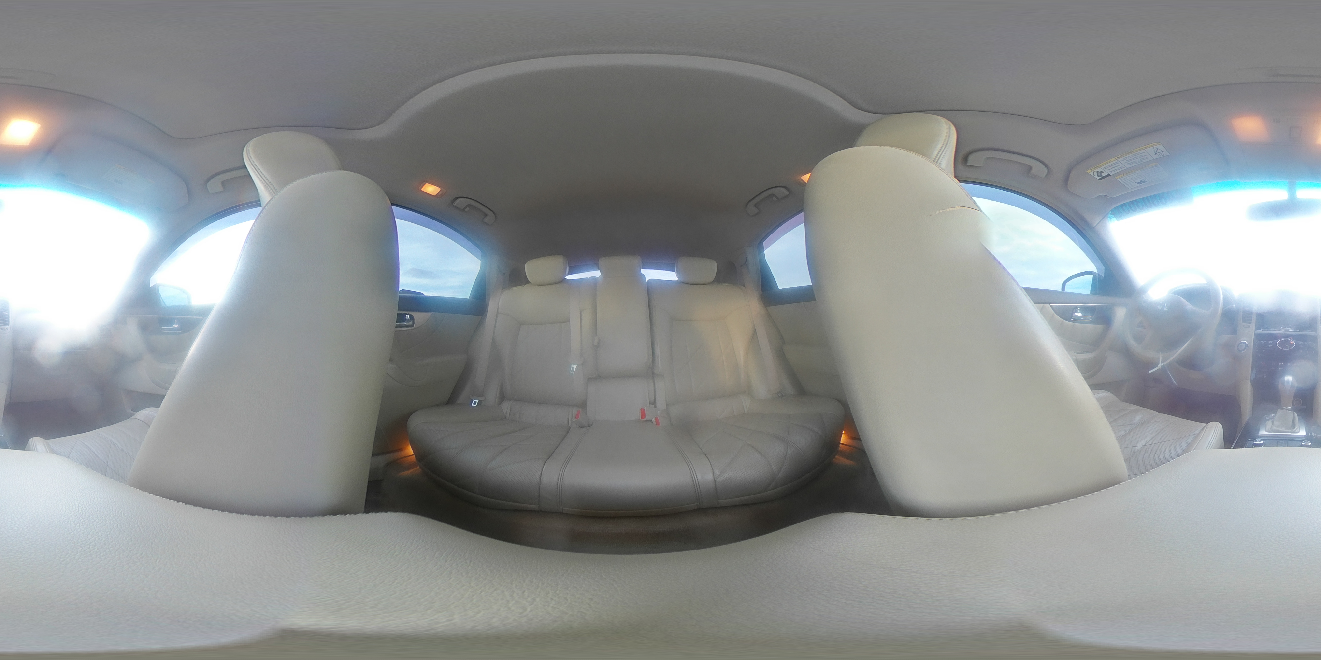 2011 Infiniti FX - Image 14